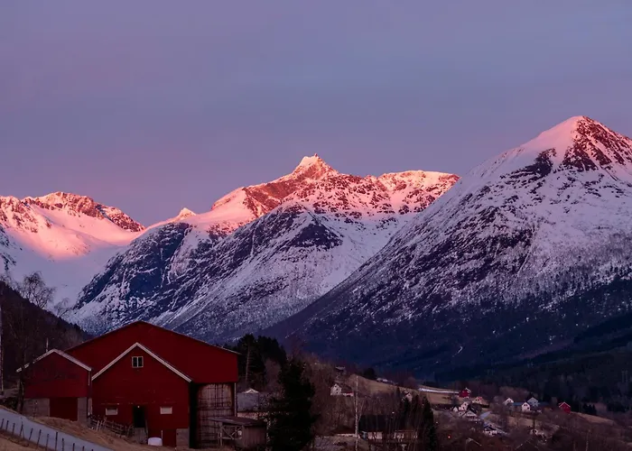 Klara House * Isfjorden