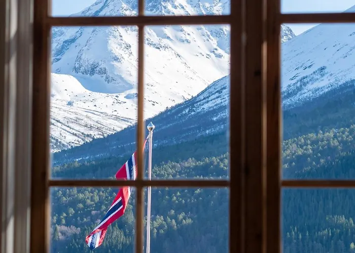 Klara House בית נופש Isfjorden